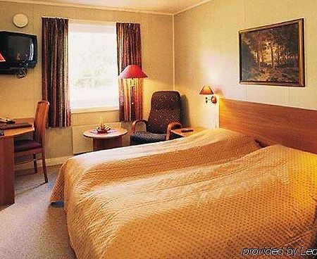 Raisi Hotell Storslett Εξωτερικό φωτογραφία