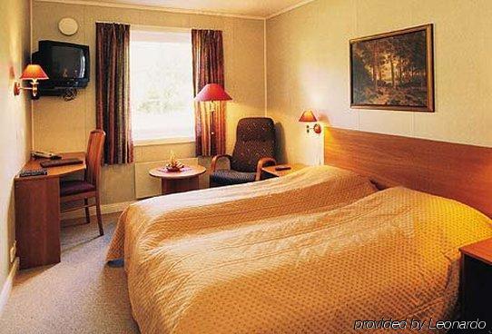 Raisi Hotell Storslett Εξωτερικό φωτογραφία